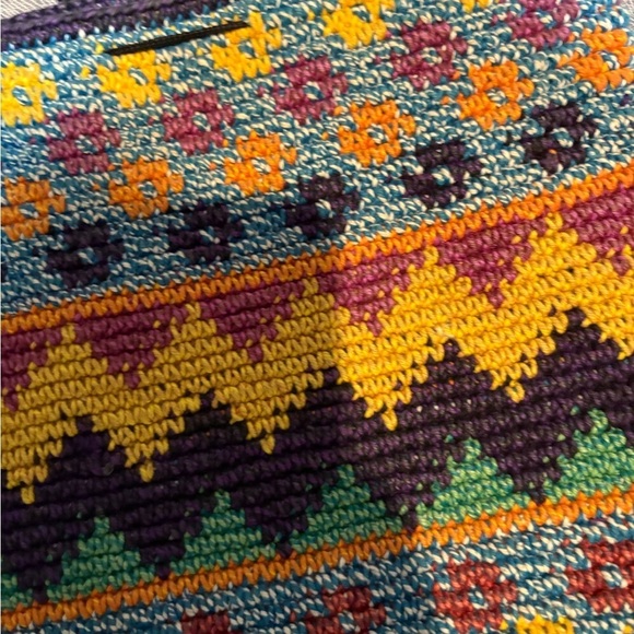 Hand woven Guatemalan purse - Picture 2 of 5